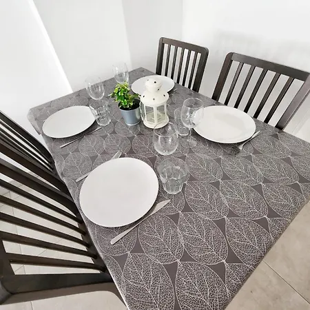 Chill Out Tesoro 公寓 *