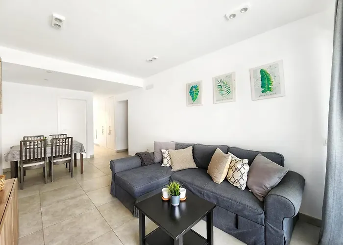 Chill Out Tesoro Апартаменты Адехе