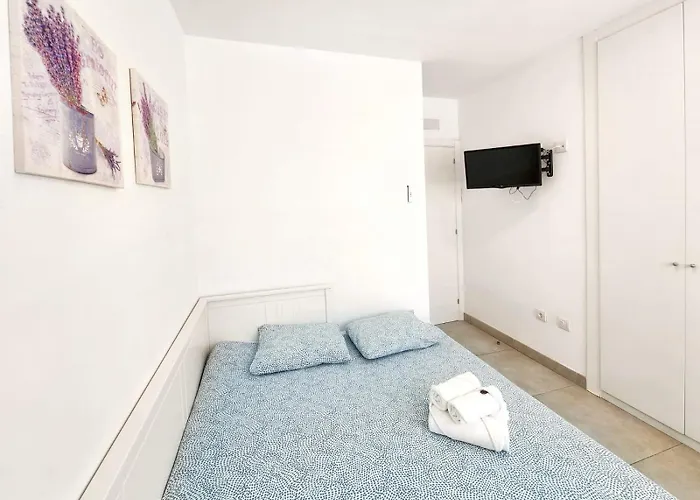 Chill Out Tesoro Апартаменты *