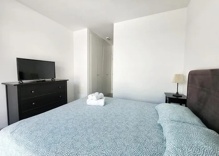 Chill Out Tesoro Апартаменти