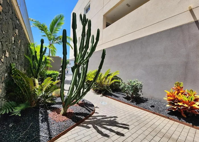 Chill Out Tesoro Апартаменти *